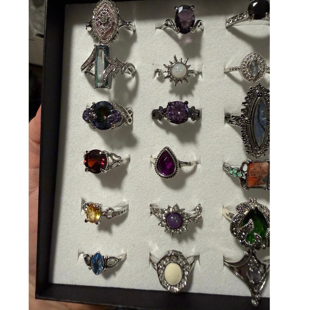 Bundle Silver Tone Costume Rings - Picture 2 of 4